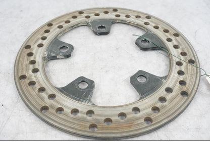 Höger sida på Bromsskiva från en Suzuki SV 650 -2004 motorcykel.