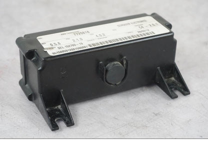 Vänster sida på Däcktrycksgivare styrenhet från en BMW R 1200 GSA -2012 motorcykel.