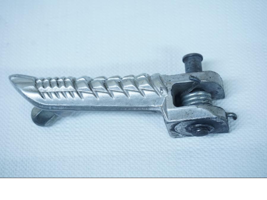 Framsidan på Fotpinne från en Suzuki GSX-R 1000 -2008 motorcykel.