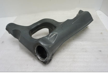 Baksidan på Sving från en BMW K 1300 R -2011 motorcykel.