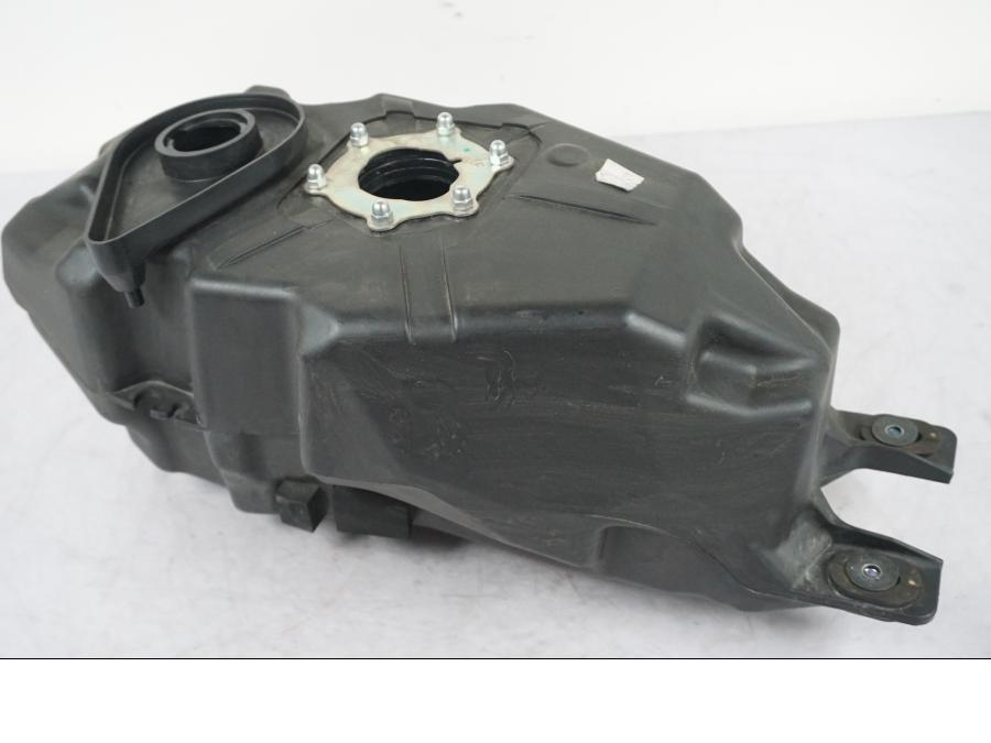 Framsidan på Bensintank från en Yamaha MT 125 -2017 motorcykel.