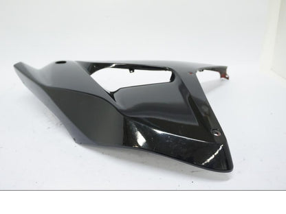 Vänster sida på Sidkåpa från en Honda CBR 1000 RR -2006 motorcykel.