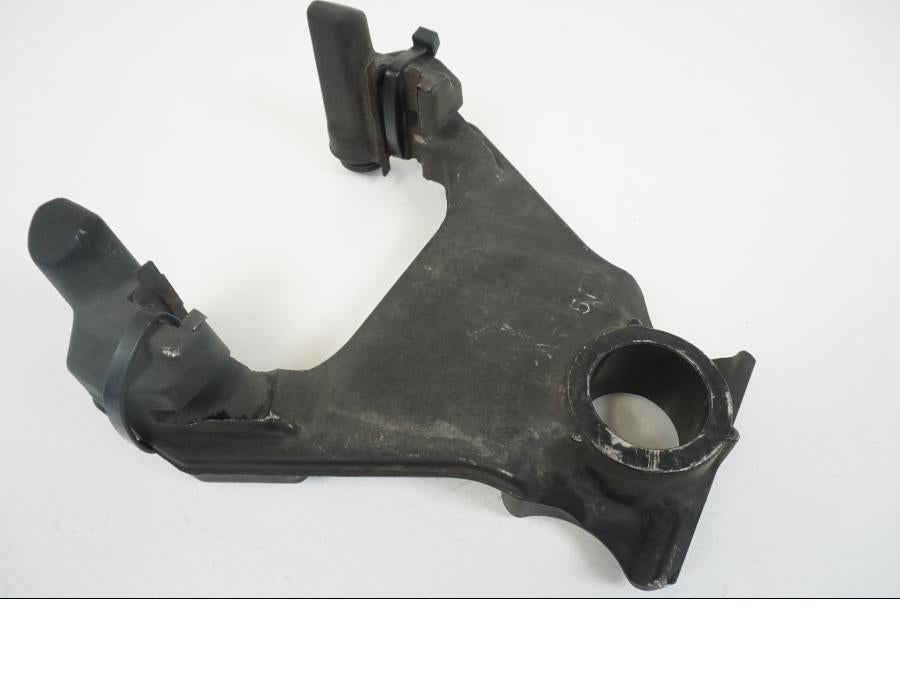 Baksidan på Bromsoksfäste från en Yamaha YZF 1000 R1 -2002 motorcykel.