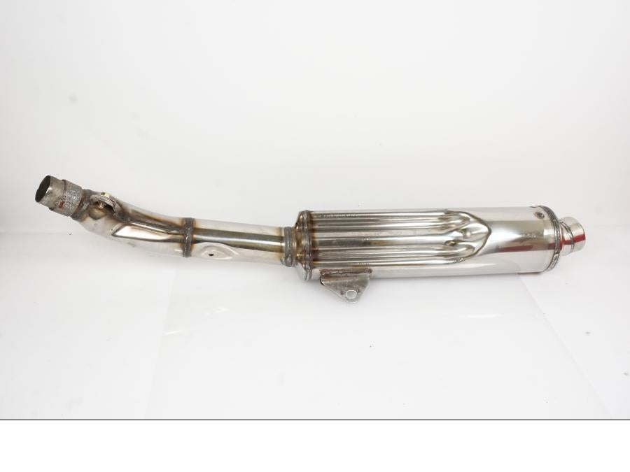 Baksidan på Ljuddämpare från en Suzuki GSX-R 1100 -1992 motorcykel.