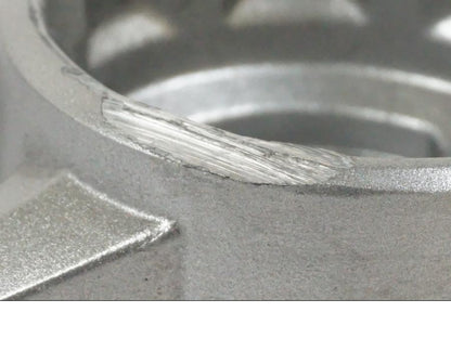 Höger sida på Styrplatta från en Yamaha MT-07 -2019 motorcykel.