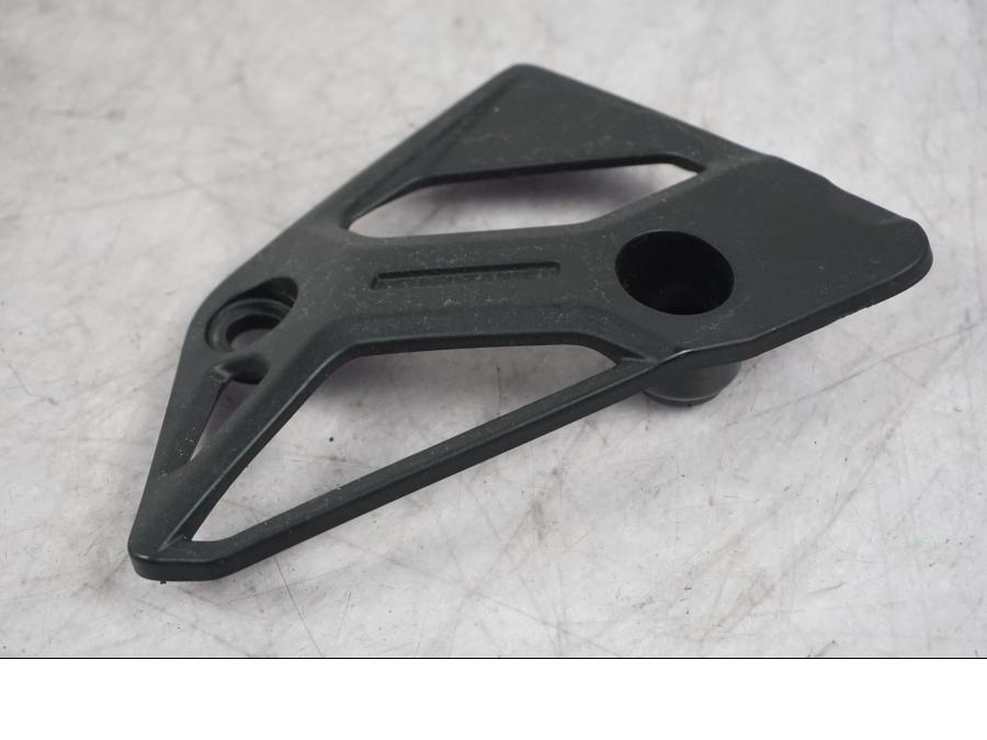 Höger sida på Likriktarskydd från en Ducati Multistrada V4 -2024 motorcykel.