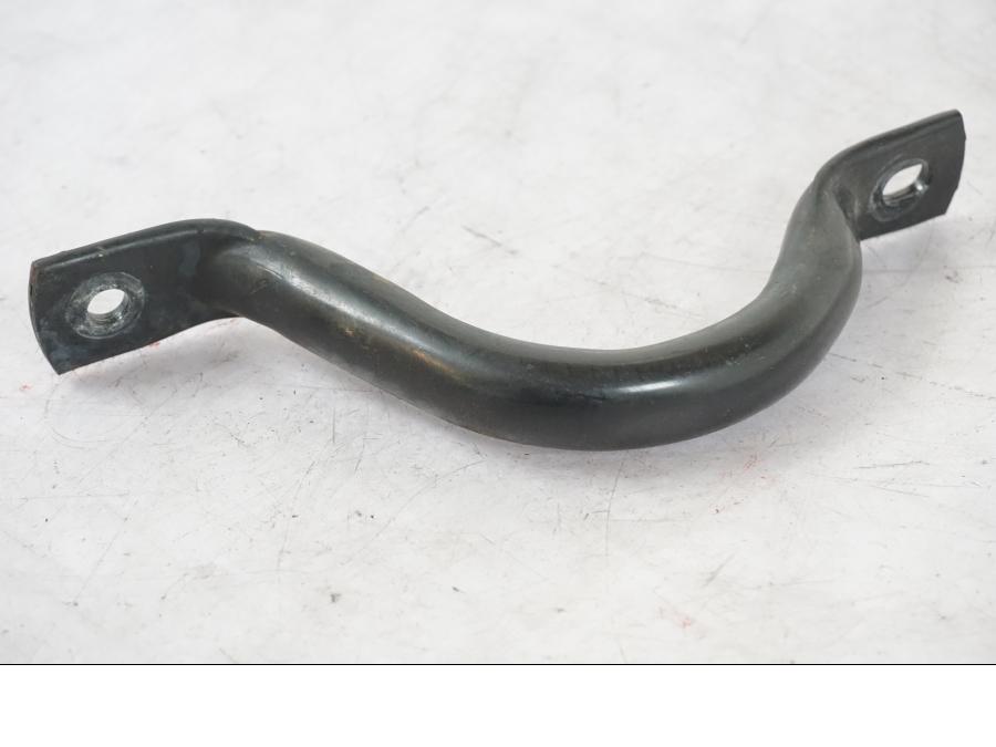 Framsidan på Motorskyddsbåge från en Honda CBR 1000 F -1989 motorcykel.