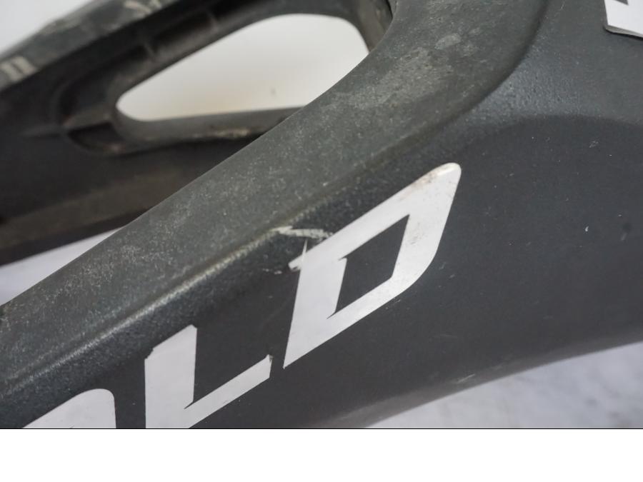 Snett uppifrån på Sving från en Yamaha YZF-R 125 -2008 motorcykel.