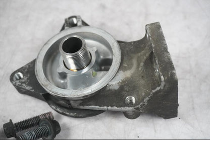 Baksidan på Oljefilter från en Kawasaki ZX-10R -2008 motorcykel.