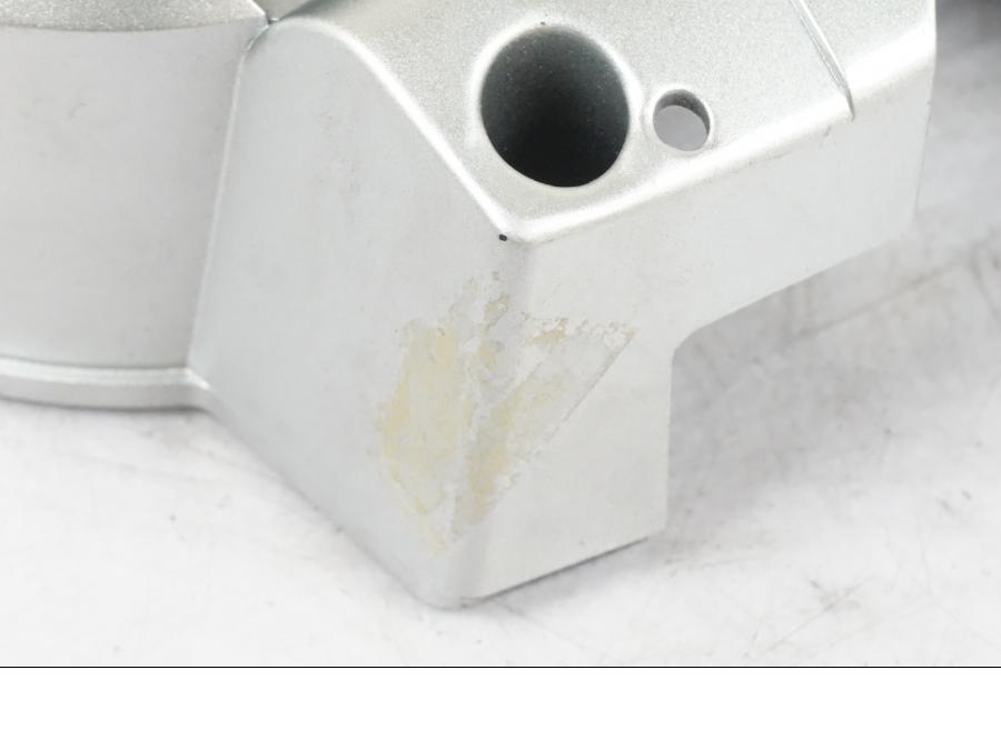 Baksidan på Instrumenthus från en Honda CB 600 Hornet -2002 motorcykel.