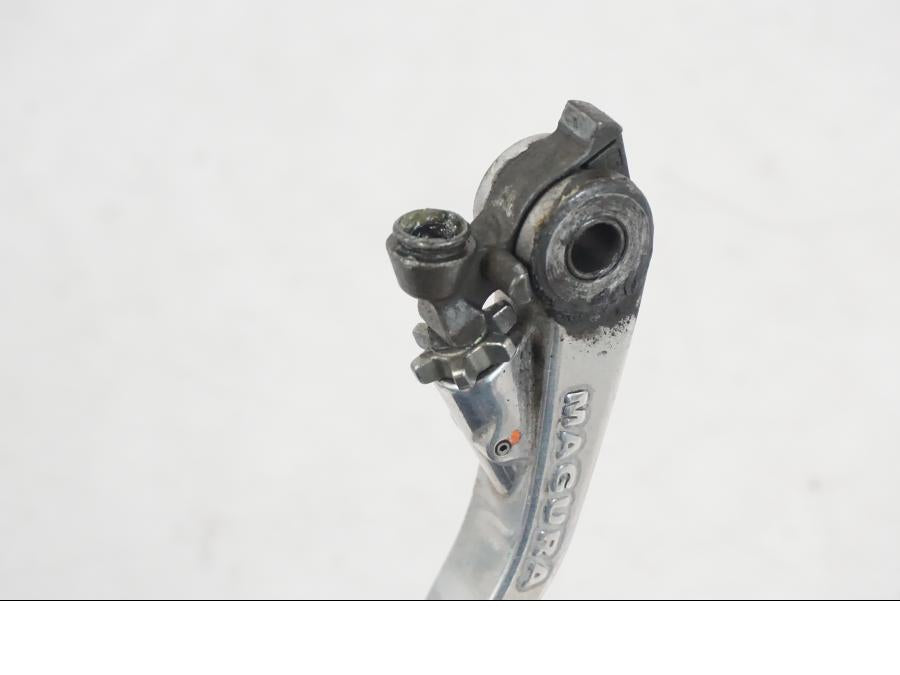 Snett uppifrån på Kopplingsgrepp från en Husqvarna 701 SUPERMOTO ABS -2016 motorcykel.