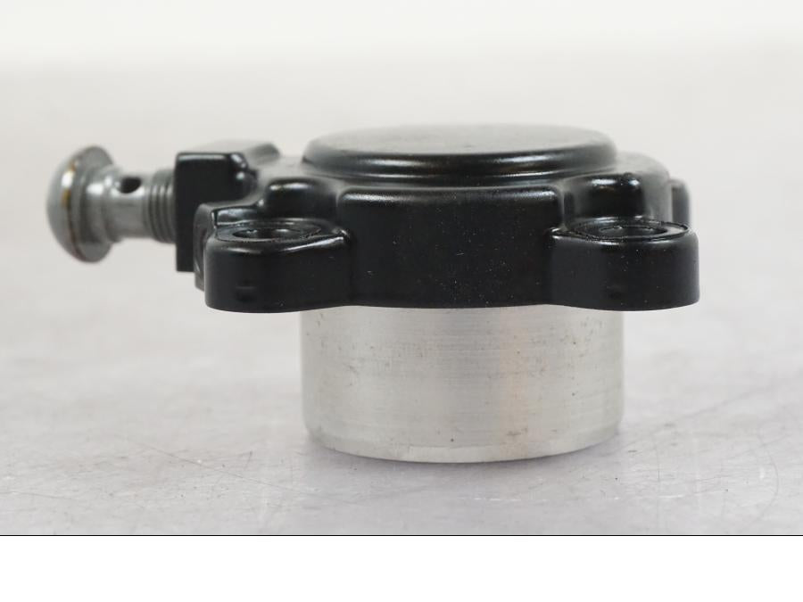 Baksidan på Kopplingslavcylinder från en BMW K 1600 GTL -2015 motorcykel.