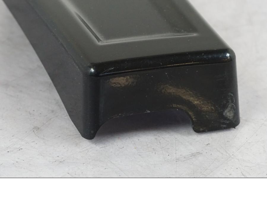 Höger sida på Ramplast från en Suzuki VL 800 -2002 motorcykel.