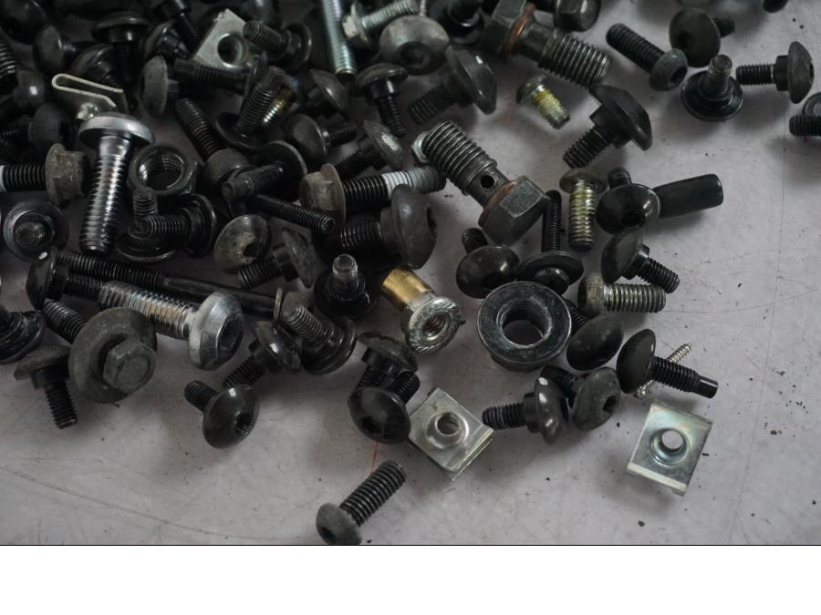 Extrabild1 på Skruv / Mutter etc från en Yamaha MT 125 -2017 motorcykel.