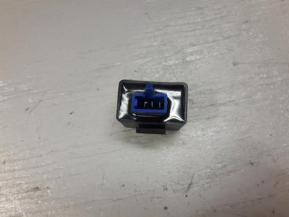 Baksidan på Blinkersrelä från en KTM 125 Duke -2017 motorcykel.