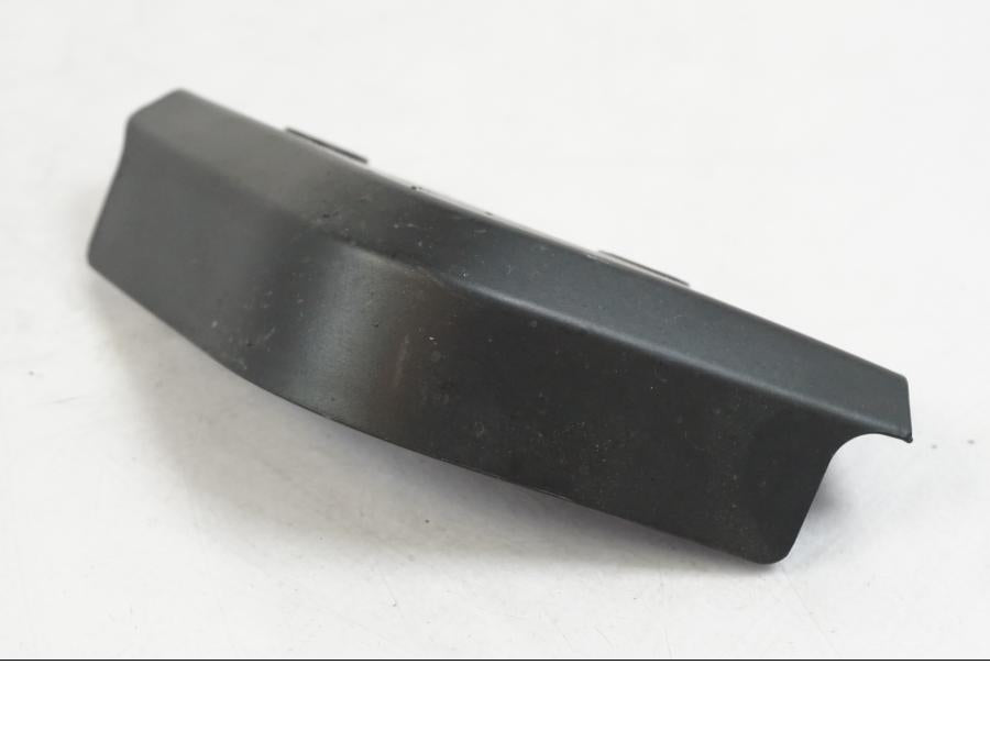 Höger sida på Plast från en KTM 1290 Super Duke R -2022 motorcykel.