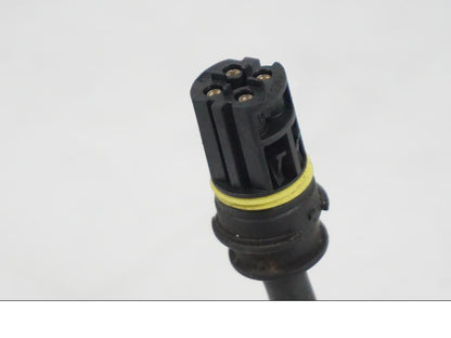 Snett nerifrån på Lambdasond från en BMW F 650 CS -2002 motorcykel.