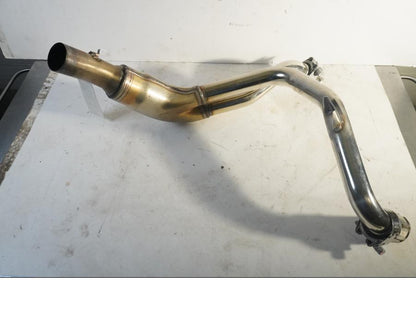 Framsidan på Mellanrör från en Triumph Speed Triple -2011 motorcykel.