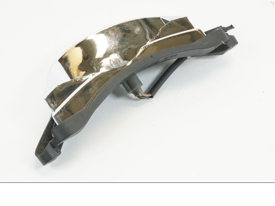 Baksidan på Positionsljus från en Kawasaki ZX-12R -2000 motorcykel.