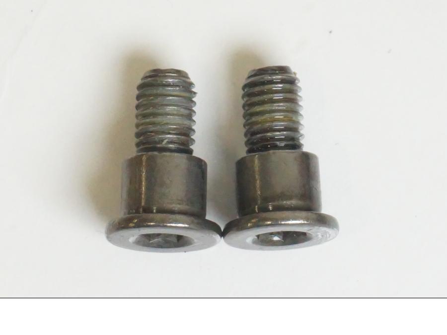 Baksidan på Kamkedja från en KTM 1190 Adventure -2015 motorcykel.