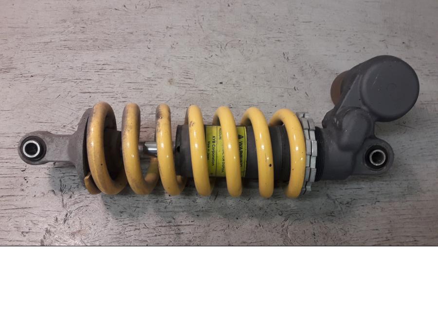 Framsidan på Stötdämpare från en Triumph Daytona 675 -2009 motorcykel.