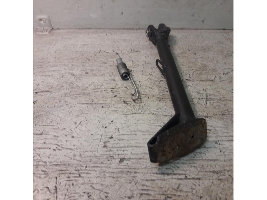 Baksidan på Sidostöd från en Ducati Multistrada 1260 -2019 motorcykel.