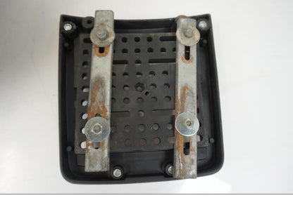 Baksidan på Topbox från en Suzuki DR 650 SE -1996 motorcykel.