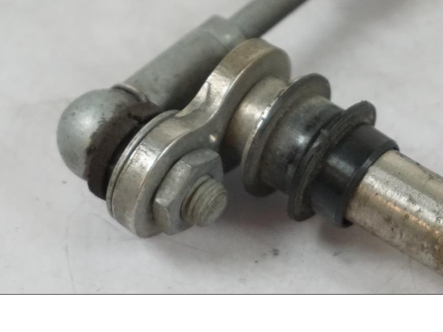 Höger sida på Växelspak från en BMW R 1200 R -2007 motorcykel.