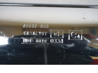 Höger sida på Ljuddämpare från en H-D Touring Road King Classic FLHRCI -1997 motorcykel.