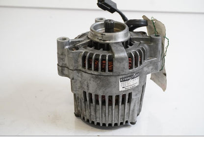 Framsidan på Generator från en Suzuki GSX-R 750 -1992 motorcykel.