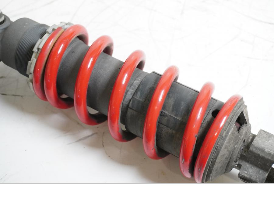 Höger sida på Stötdämpare från en Suzuki GSX-R 1000 -2001 motorcykel.