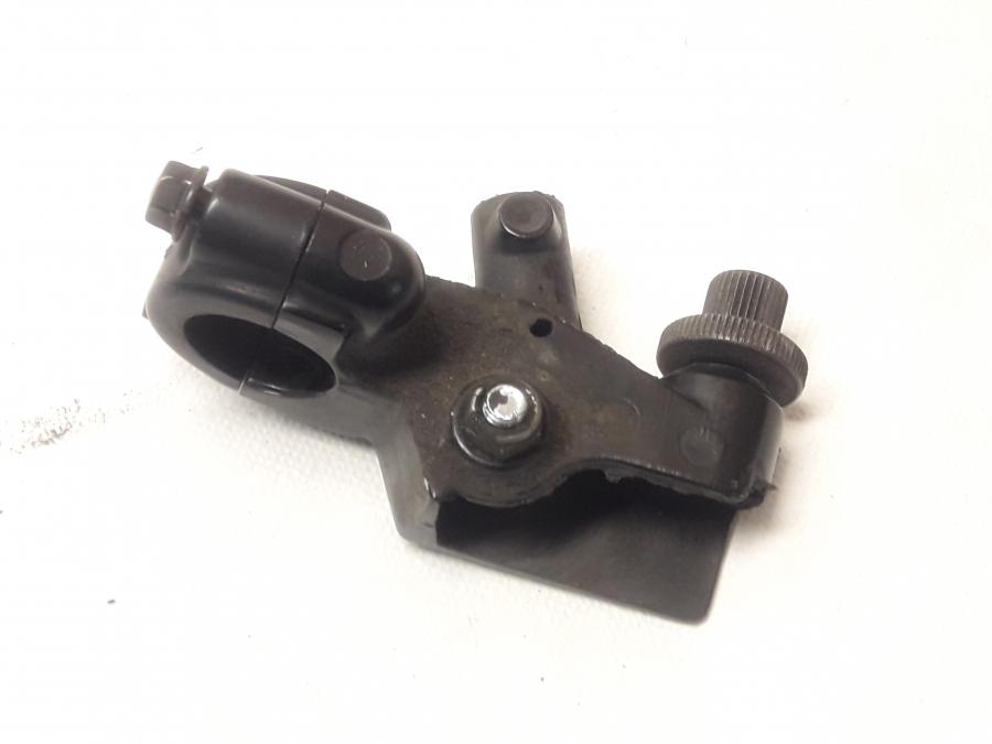 Baksidan på Kopplingsklo från en Honda CBR 600 -1997 motorcykel.