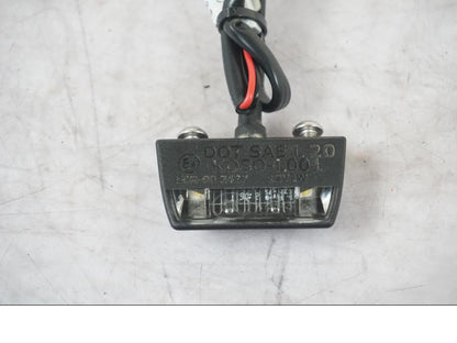 Höger sida på Skyltbelysning från en KTM 1290 Super Adventure S -2022 motorcykel.