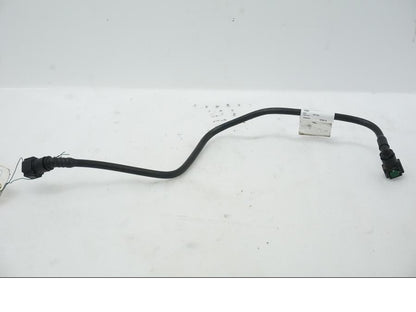 Baksidan på Bensinledning från en KTM 1290 Super Adventure R -2021 motorcykel.