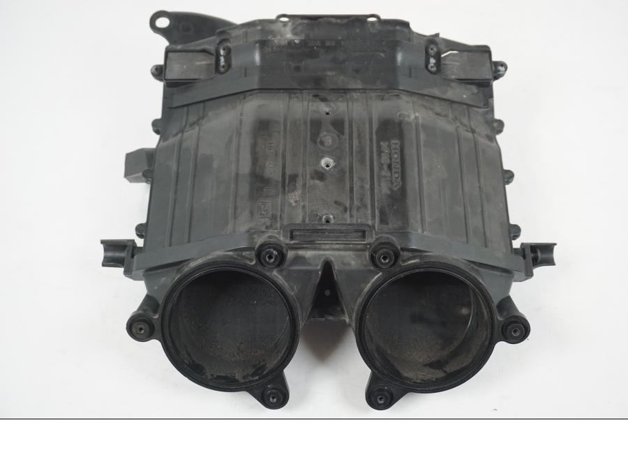 Extrabild2 på Luftburksnorkel från en Honda CBR 1000 -2005 motorcykel.