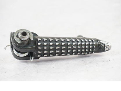 Framsidan på Fotpinne från en Kawasaki ZX-6R -2011 motorcykel.