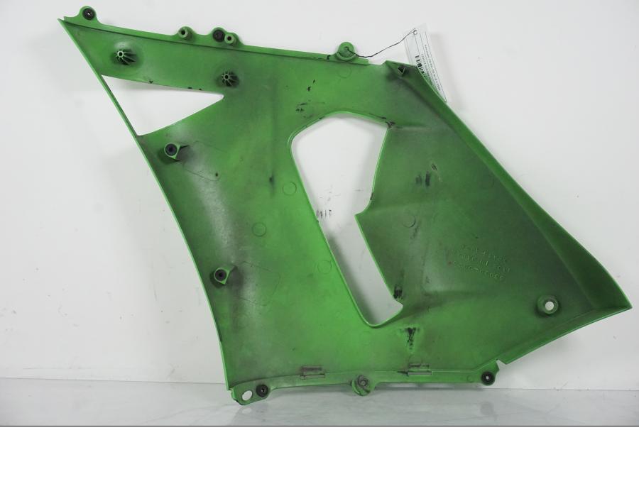 Extrabild3 på Sidkåpa från en Kawasaki ZX-6R -2005 motorcykel.