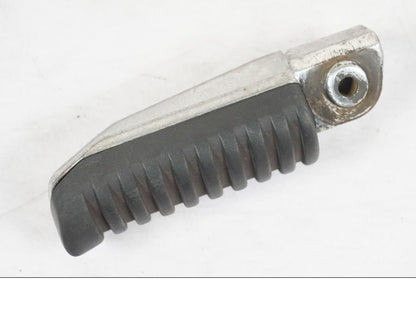 Snett uppifrån på Fotpinne från en Kawasaki ER-6N -2016 motorcykel.