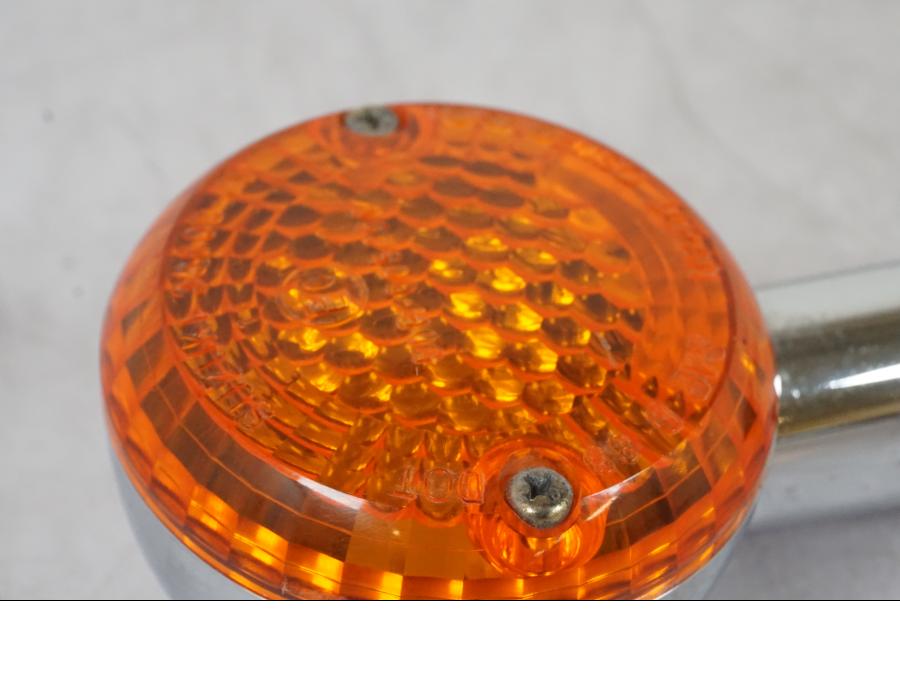 Baksidan på Blinkers från en Suzuki VL 800 -2002 motorcykel.