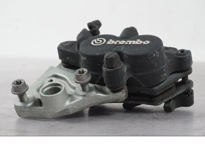 Baksidan på Bromsok från en BMW K 1600 GTL -2015 motorcykel.