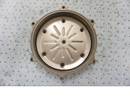 Baksidan på Kopplingskåpa från en Ducati Panigale 959 -2021 motorcykel.