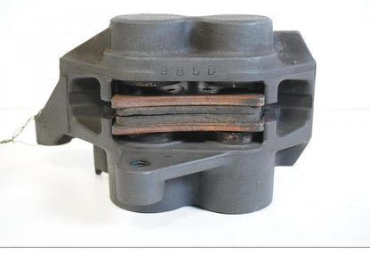 Höger sida på Bromsok från en Yamaha YZF R6 -2000 motorcykel.