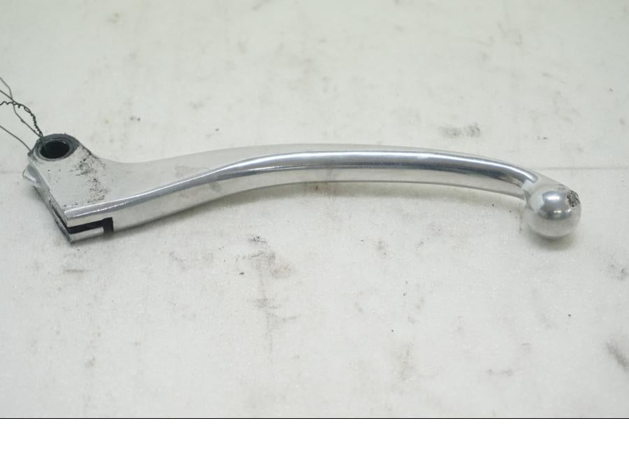 Framsidan på Kopplingsgrepp från en Honda CBR 500 R -2013 motorcykel.