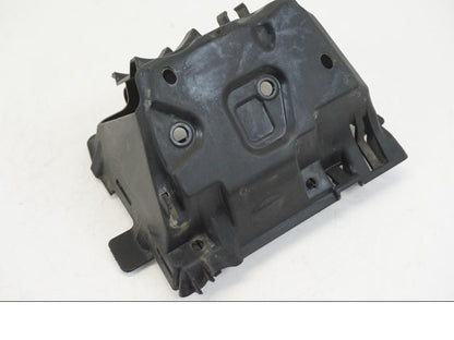 Höger sida på ABS Låda från en BMW R 1250 GS -2019 motorcykel.