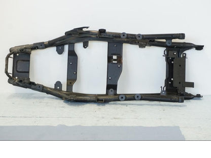 Snett nerifrån på Bakram från en Suzuki GSX 1300 BK -2008 motorcykel.