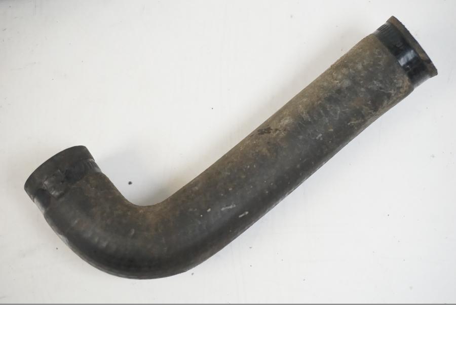 Baksidan på Vattenkyl Slang Set från en BMW F 650 CS -2002 motorcykel.