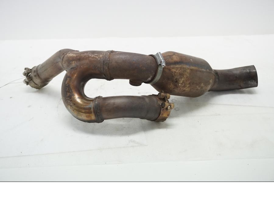 Framsidan på Mellanrör från en Aprilia SL 750 Shiver -2008 motorcykel.