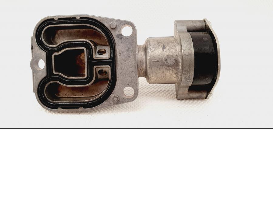 Framsidan på Tomgångsventil från en Honda CB 500 F -2013 motorcykel.