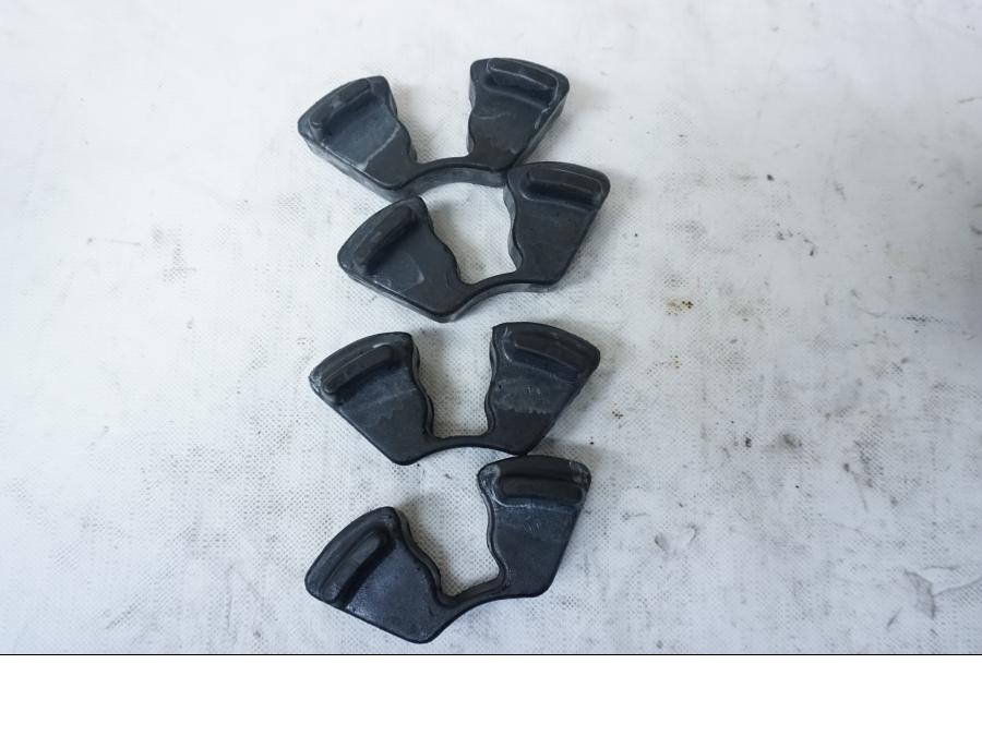 Framsidan på Ryckutjämnare från en Kawasaki VN 800 -1996 motorcykel.