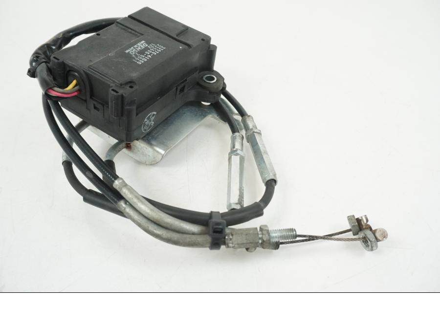 Höger sida på Avgasspjällmotor från en Suzuki GSX-R 1000 -2007 motorcykel.